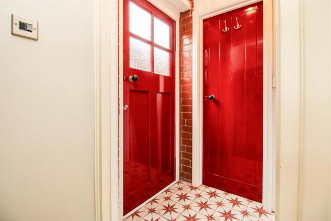 4 bed Detached for sale Image 10