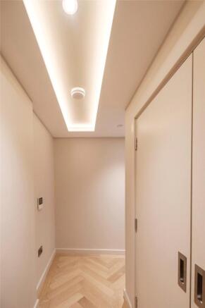 1 bed Apartment to rent Image 10
