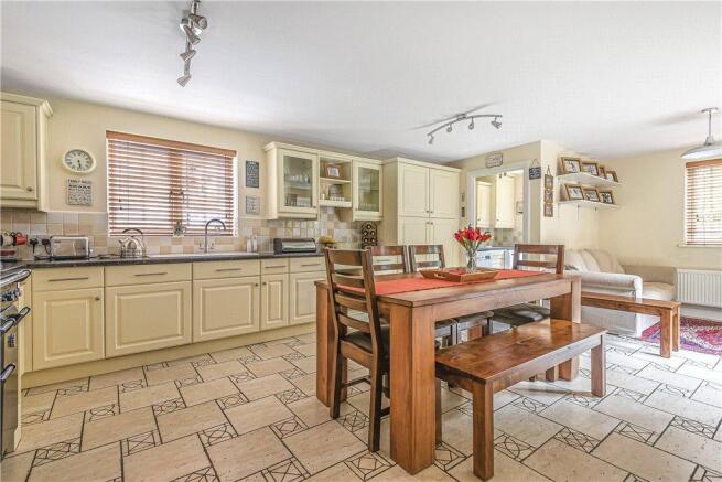 Kitchen/Breakfast