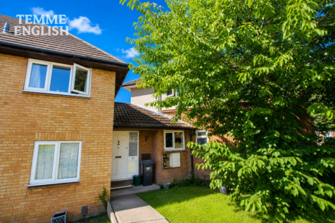 Charleston Avenue, Basildon, SS13