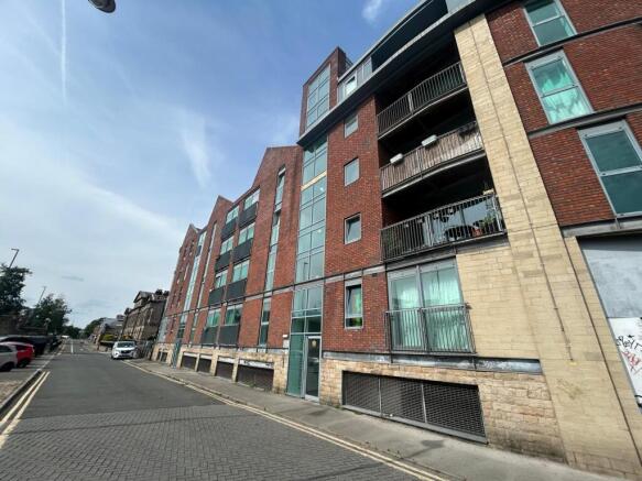 1 bed Flat for sale Image 10