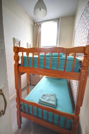 2 bed Flat for sale Image 5
