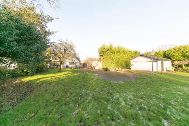Substantial private garden