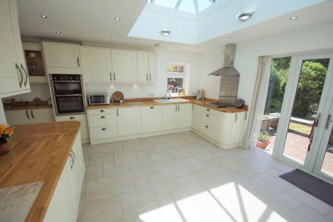 Kitchen1
