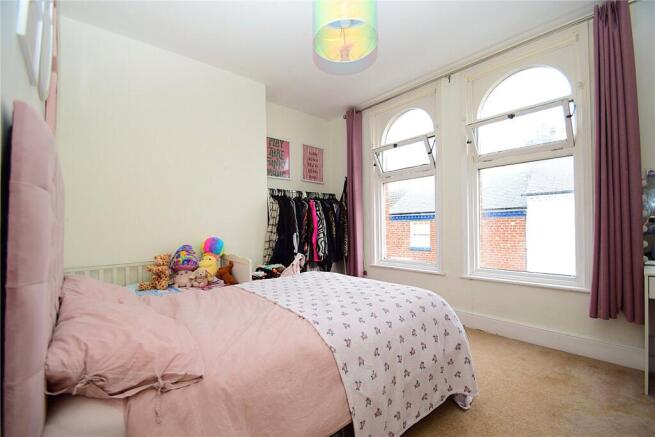 3 bed Terraced for sale Image 10
