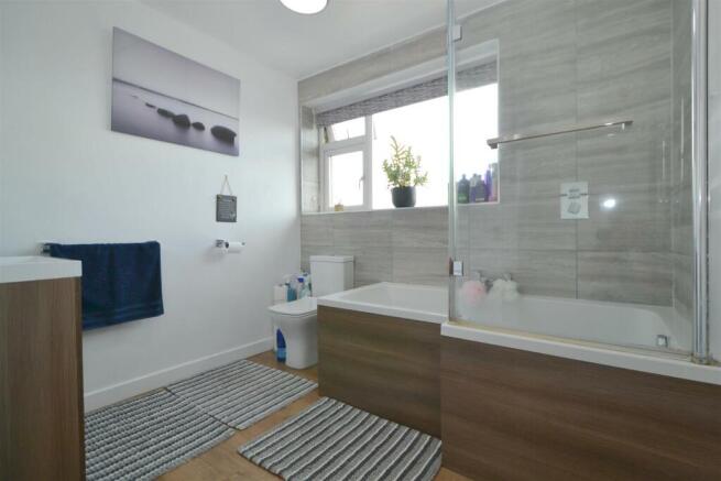 bath1.JPG