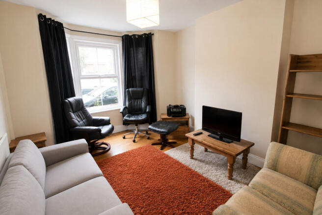 Living Room - Ang...