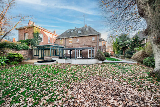 XH2A2002-HDR(3)-E...