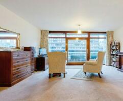 48, John Trundle Court, John Trundle Highwalk, Barbican, London EC2Y 8DJ