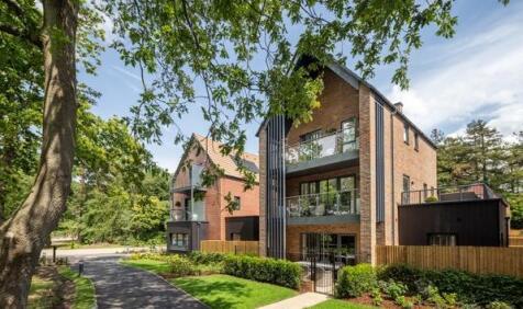 14 Concorde Drive, Weybridge KT13.