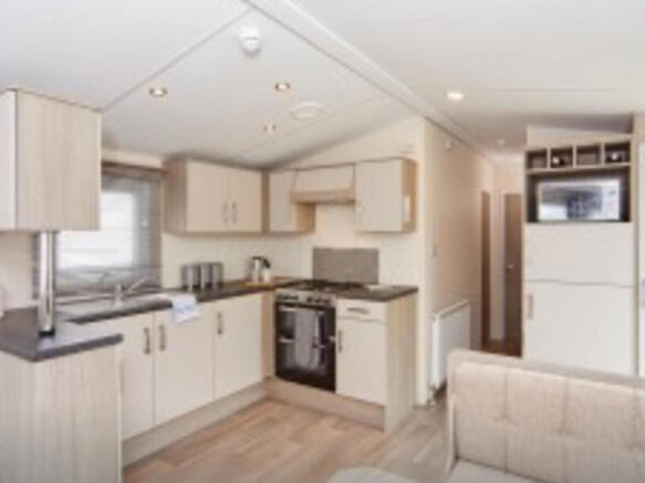 2 bed Park Home for sale Image 5