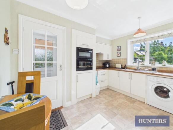 2 bed Detached Bungalow for sale Image 12