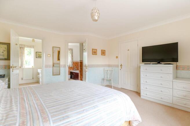 BEDROOM 1