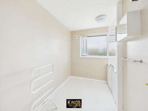 2 bed Semi-Detached for sale Image 10