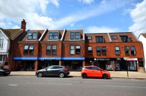 Flat 10, 81 87 Squire House, High Street, Billericay CM12 9AS