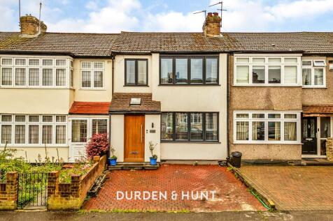 Acacia Avenue, Hornchurch, RM12