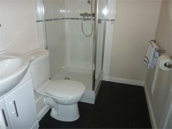 En Suite Shower Roo