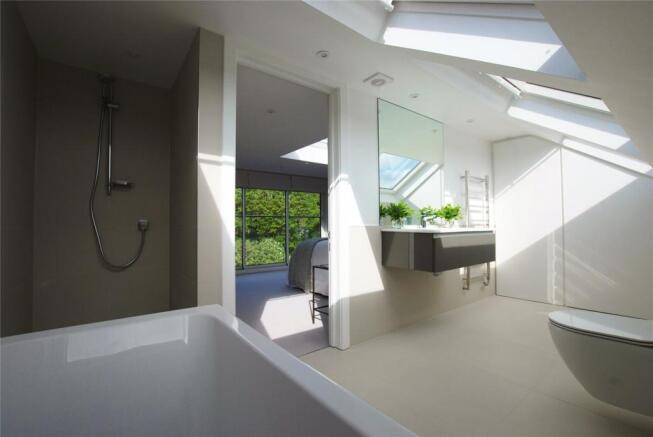 En Suite Bathroom