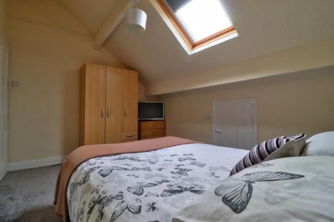 Bed Two D