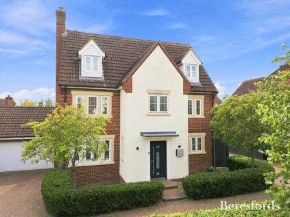 Maple Way, Dunmow, CM6