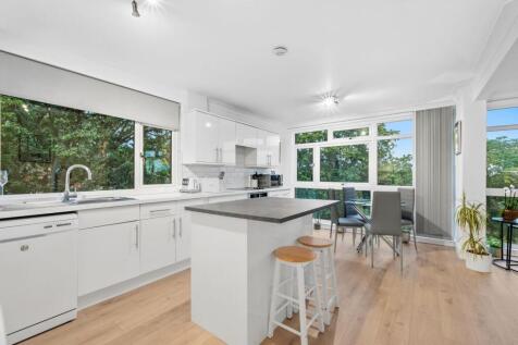 Beechcroft Manor, Weybridge, KT13