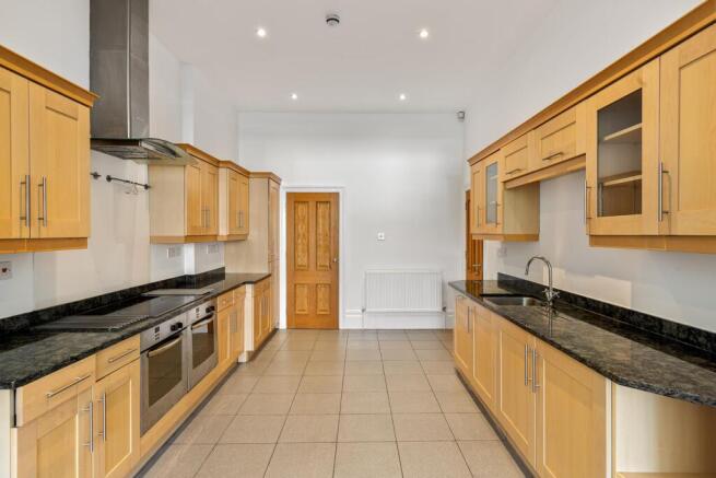 Kitchen ()
