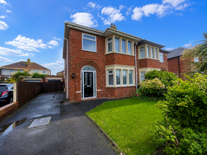 Winsford Crescent, Norbreck, FY5