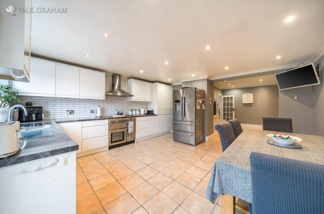 48c0c2a3-d67a-47c...