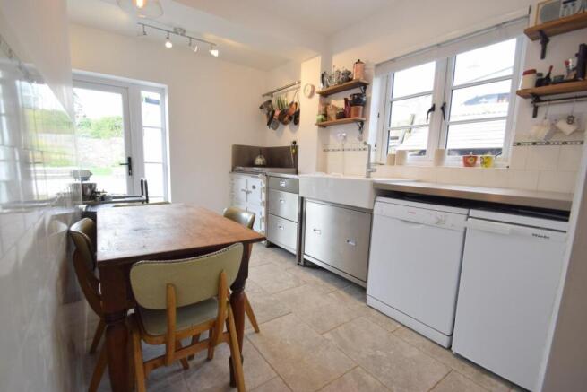 8 Parcau Road, Bridgend, Bridgend County Borough, CF31 4TA photo 4