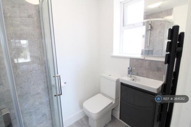 Room 3 Ensuite