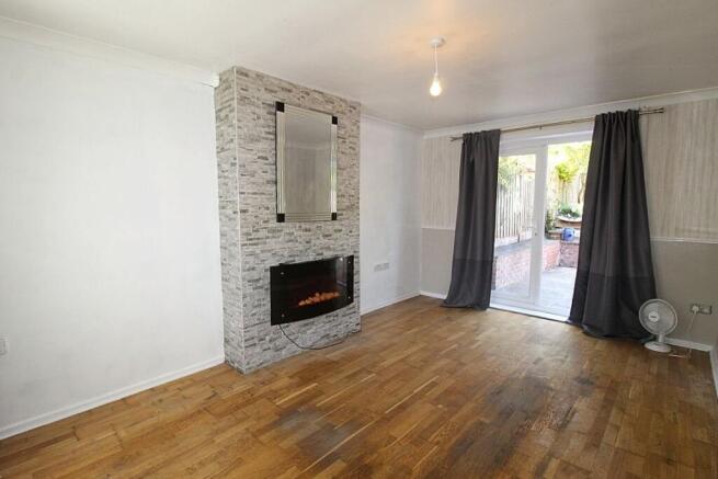 3 bed Semi-Detached for sale Image 4