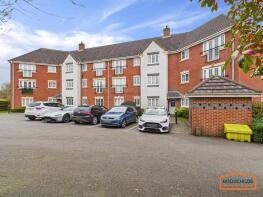 11, Lapwing Close, Walsall WS8 6HB