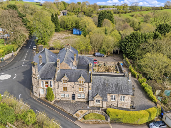 Lakeland Lodge
