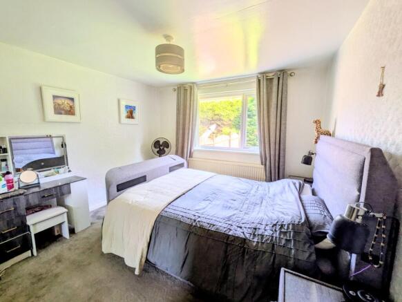 2 bed Bungalow for sale Image 12