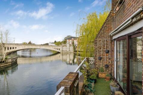 Riverside Court, Caversham, Reading