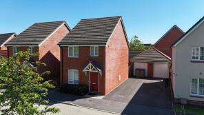 42, Shipridge Drive, Reading RG7 1TL