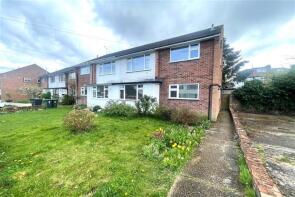 15, Valley Close, Loughton IG10 3AB