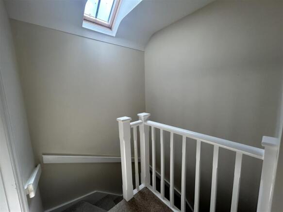 3, Hamilton Place, Bridport photo 4