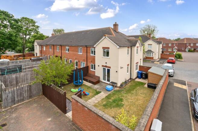 1289976-2-6825bc0a8458d-ARW