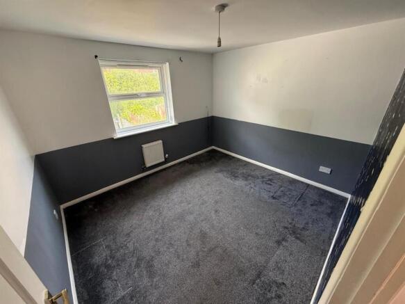 2 bed House for sale Image 7