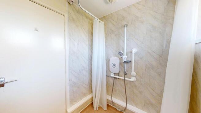 3 bed Semi-Detached for sale Image 12