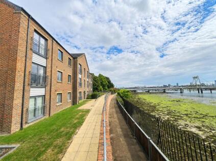 Searle Drive, Gosport