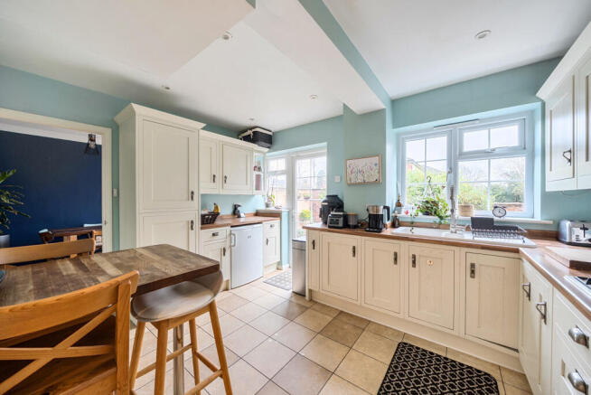 1383988-15-692455...