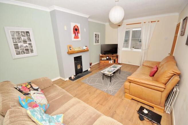 92 Llanmiloe Estate, Pendine SA33 4UF Photo 3