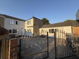 12, Rushey Close, Leicester LE4 7PT
