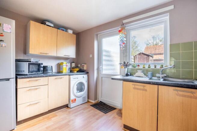 2 bed Town House for sale Image 5