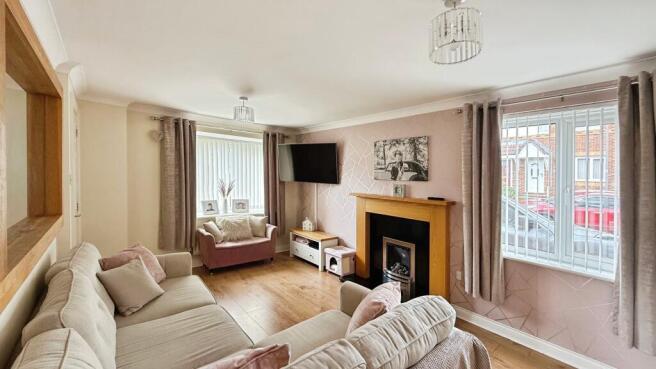 3 bed Detached for sale Image 4
