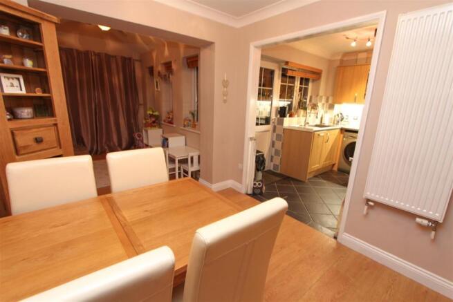 dining room.jpg