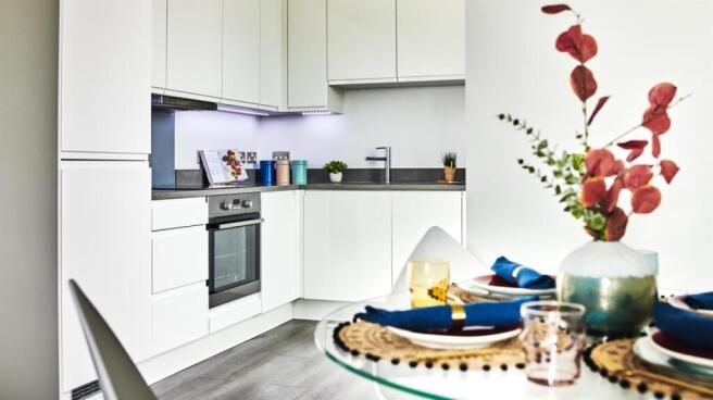 UNCLE_NewCross_FI...