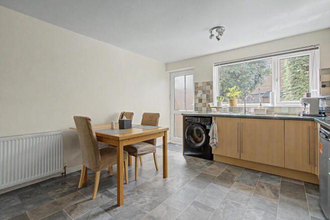 2 bed Terraced for sale Image 6